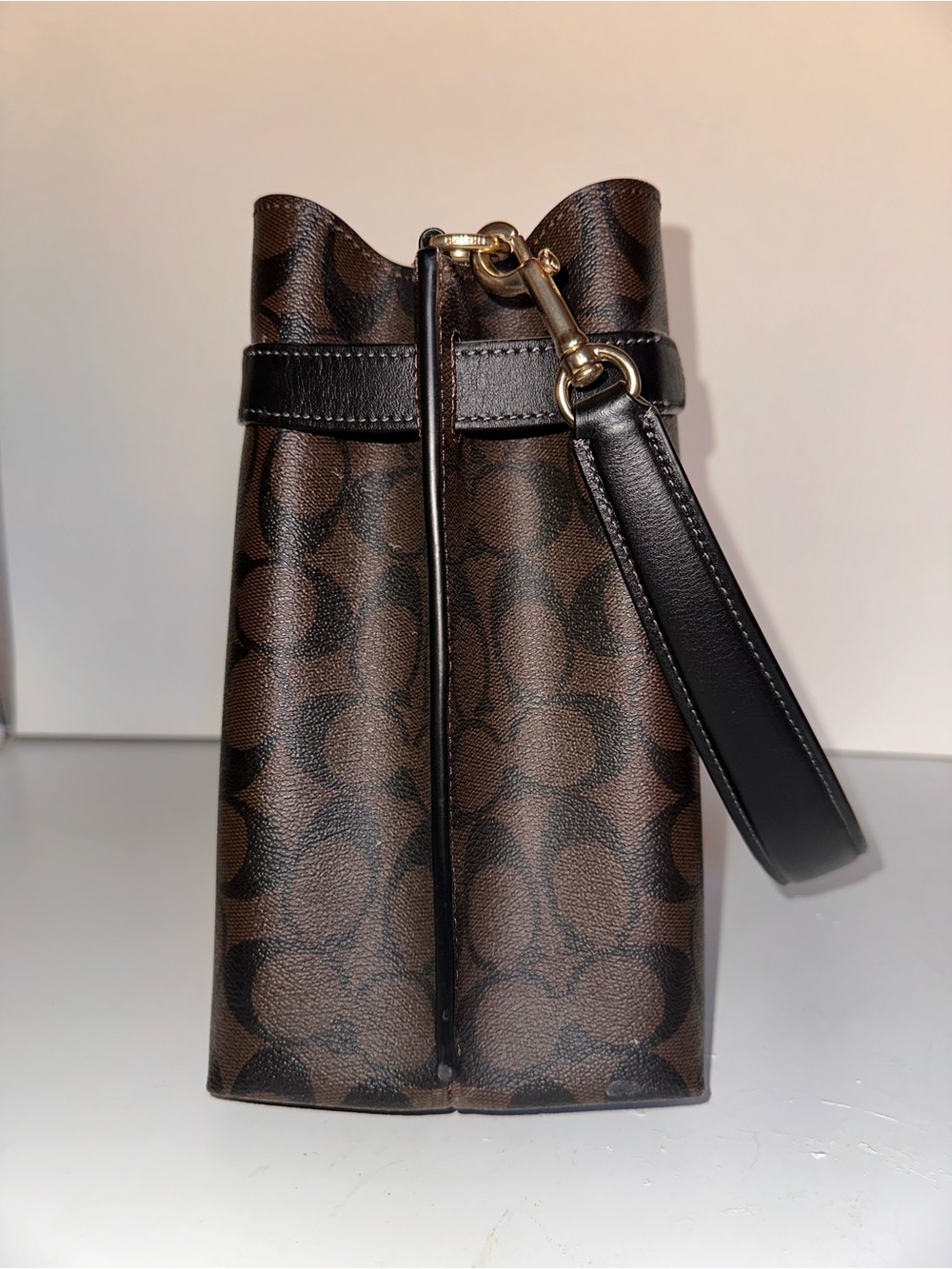 Coach Hanna Shoulder Bag In Signature Canvas - Picture 2 of 10